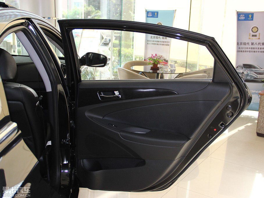 2014�����{���� 2.4L GLX�ԄӺ��A�� ��IV