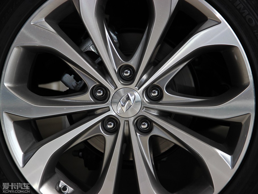 2014{ 2.4L GLXԄӺA IV