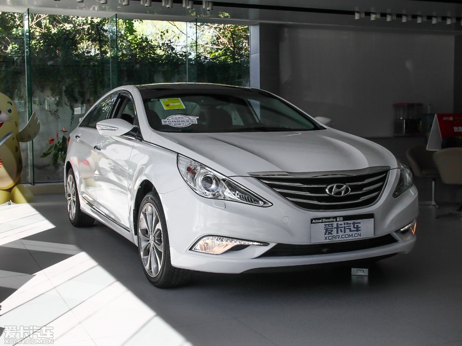 2014{ 2.4L GLXԄӺA V