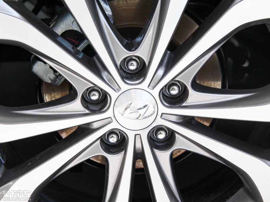 2014{ 2.4L GLXԄ(dng)A V