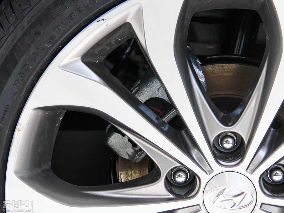 2014{ 2.4L GLXԄӺA V