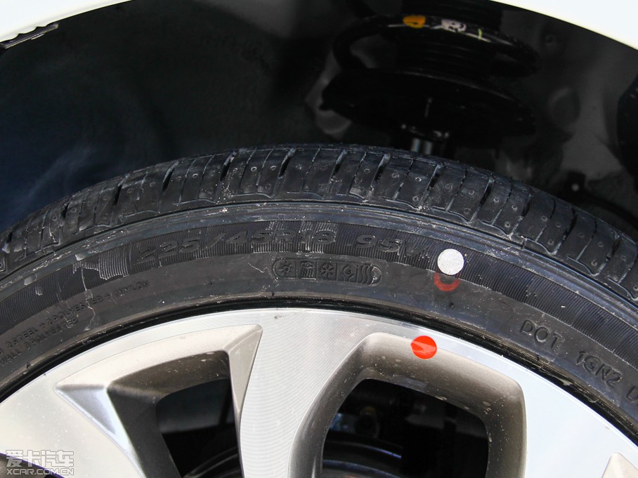 2014{ 2.4L GLXԄӺA V