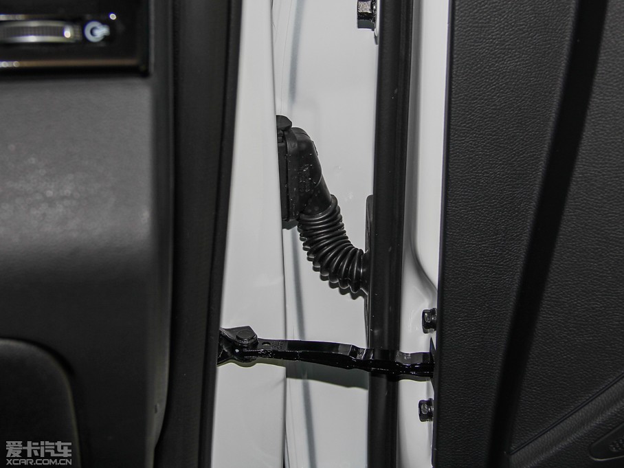 2014{ 2.4L GLXԄӺA V