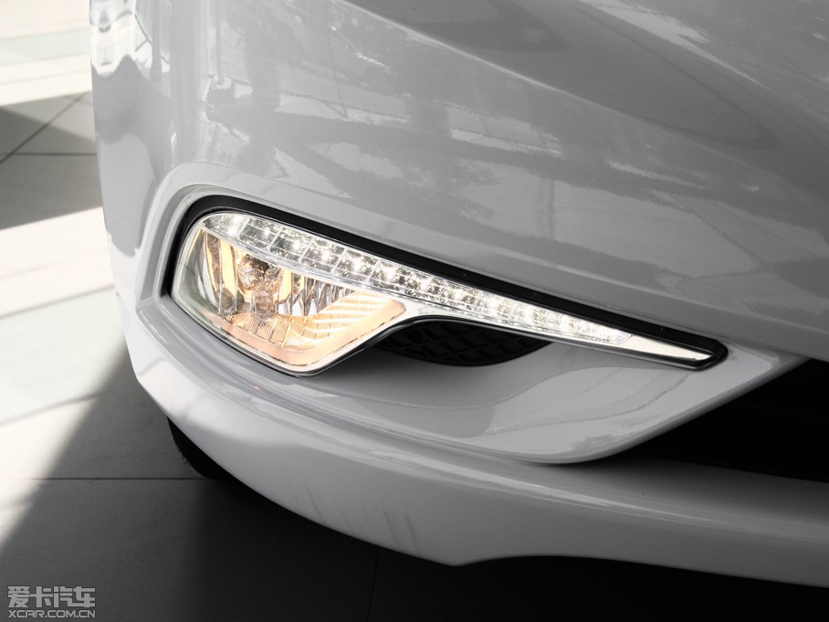 2014{ 2.4L GLXԄӺA V