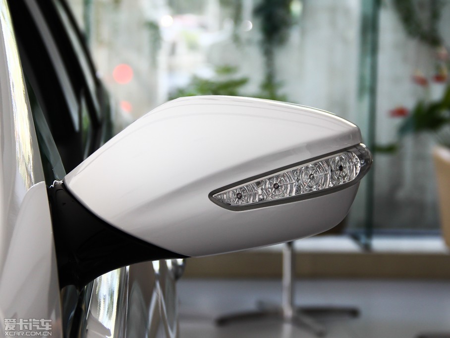 2014{ 2.4L GLXԄӺA V