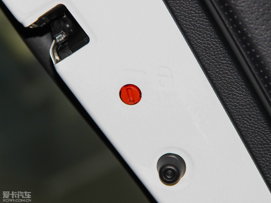 2014{ 2.4L GLXԄӺA V