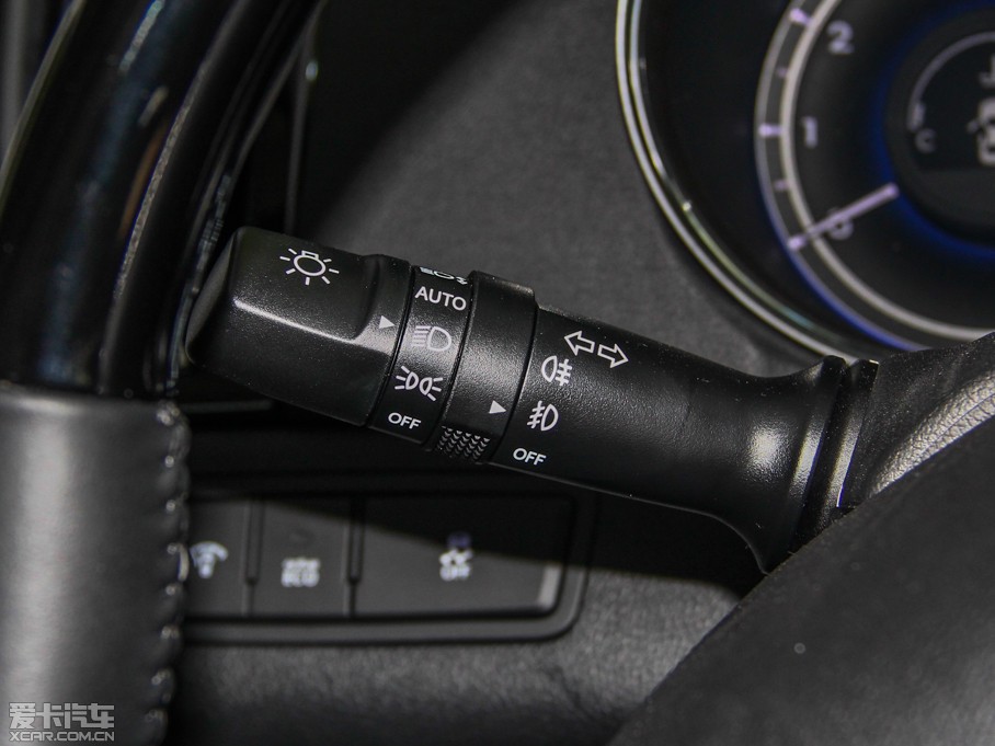 2014{ 2.4L GLXԄӺA V