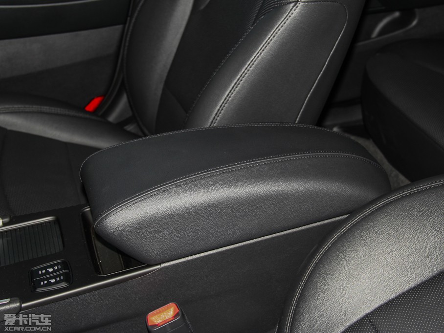 2014{ 2.4L GLXԄӺA V