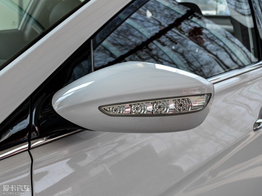 2014{ 2.4L GLSԄI(lng)Ȱ V