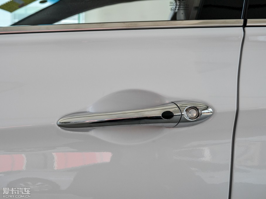 2014{ 2.4L GLSԄ(dng)I(lng)Ȱ (gu)V