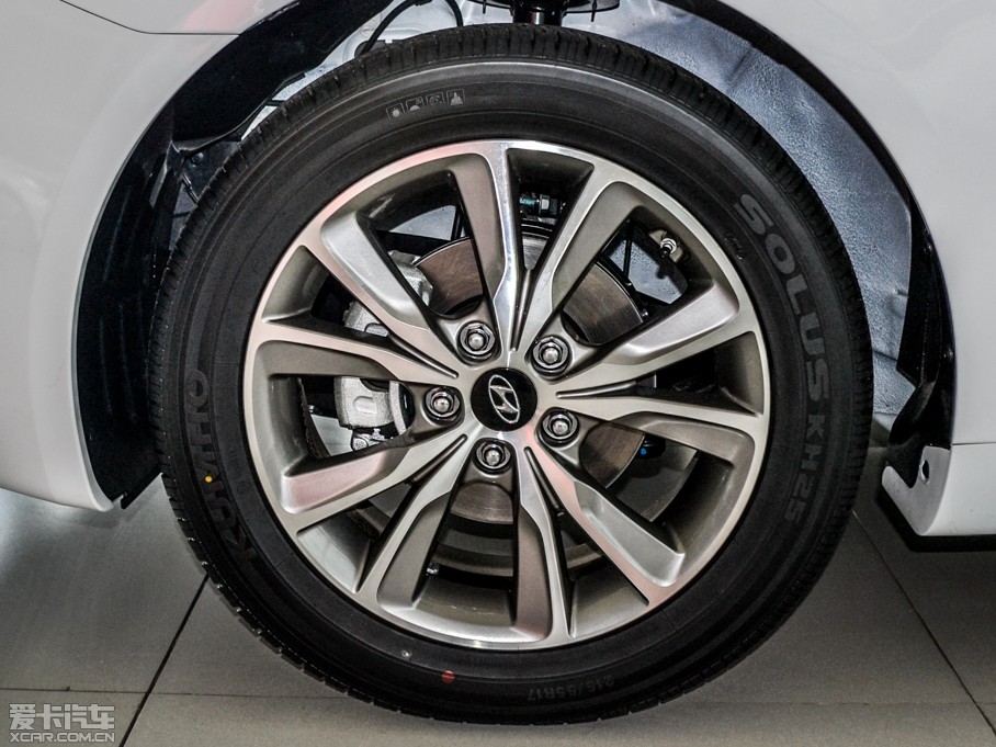 2014{ 2.4L GLSԄIȰ V