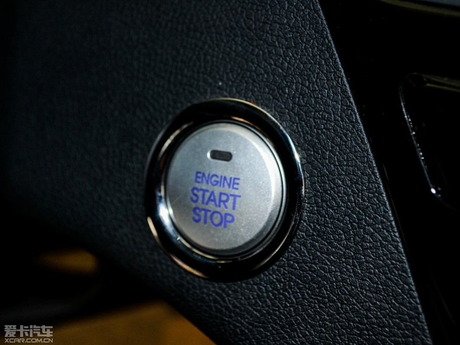 2014{ 2.4L GLSԄ(dng)I(lng)Ȱ (gu)V