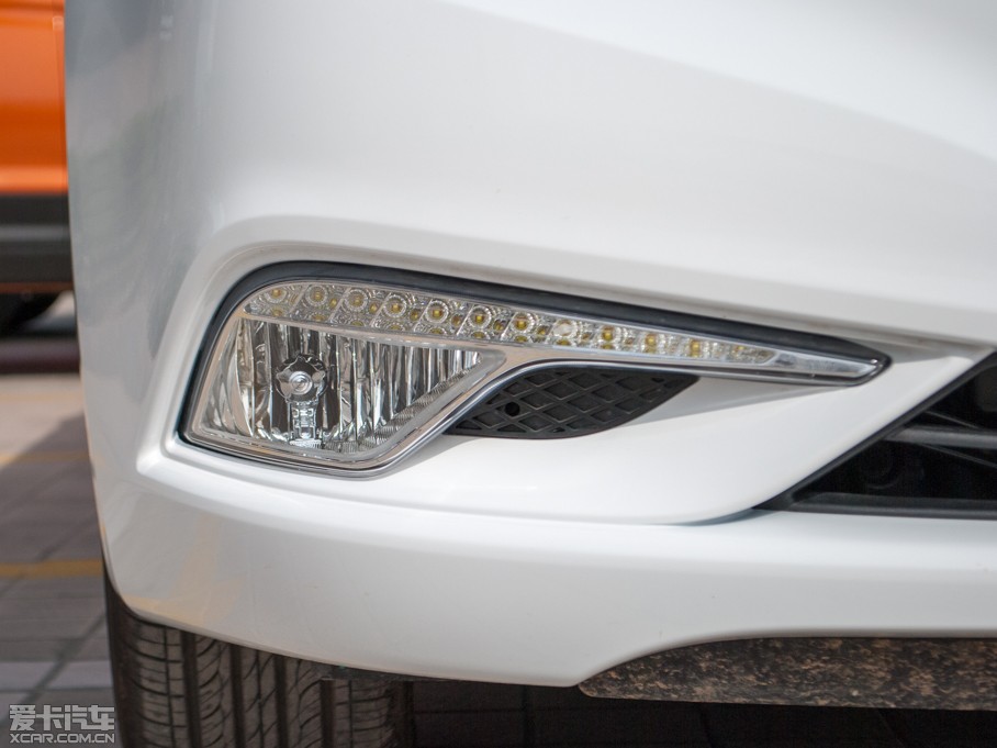 2014{ 2.0L GLSԄ(dng)I(lng)Ȱ