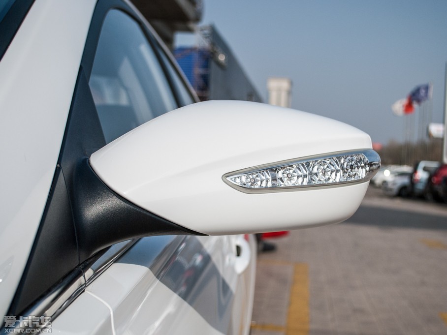 2014�����{���� 2.0L GLS�Ԅ��I(l��ng)�Ȱ�