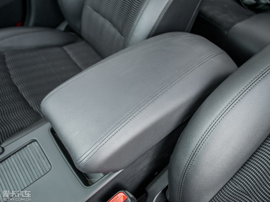 2014�����{���� 2.0L GLS�Ԅ��I�Ȱ�