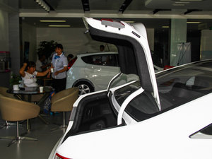 20142.4L GLXԄӺA V g