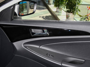 20142.4L GLXԄӺA V g