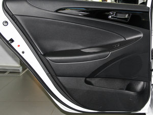 20142.4L GLXԄӺA V g