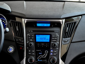 20142.4L GLSԄ(dng)I(lng)Ȱ (gu)V {(dio)L(fng)