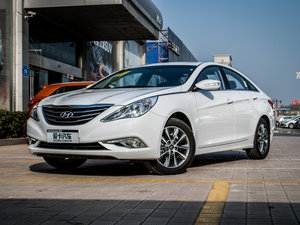 2014款2.0L GLS自动领先版 左前45度