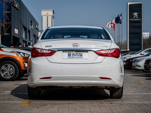 2014款2.0L GLS自动领先版 正后	