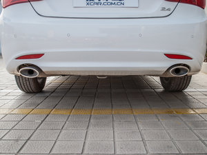 20142.4L GLSԄIȰ IV Ś