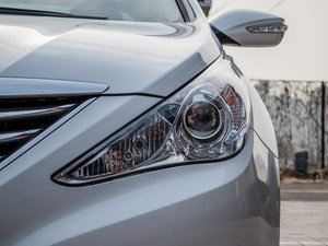 2014款2.4L GLS自动领先版 国IV 大灯