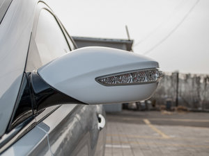 2014款2.4L GLS自动领先版 国IV 后视镜