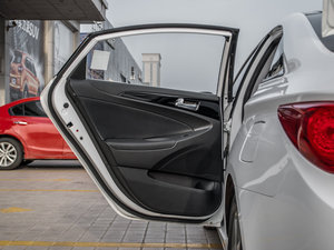 2014款2.4L GLS自动领先版 国IV 左后车门