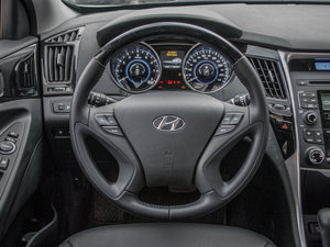 2014款2.4L GLS自动领先版 国IV 方向盘