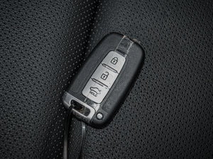 2014款2.4L GLS自动领先版 国IV 车钥匙