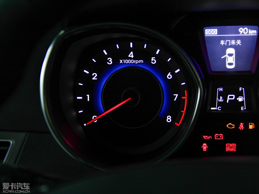 2015���ʄ� 1.6 DLX �Ԅ����F��