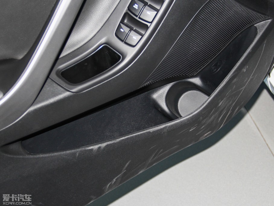 2015ʄ(dng) 1.6 DLX Ԅ(dng)F