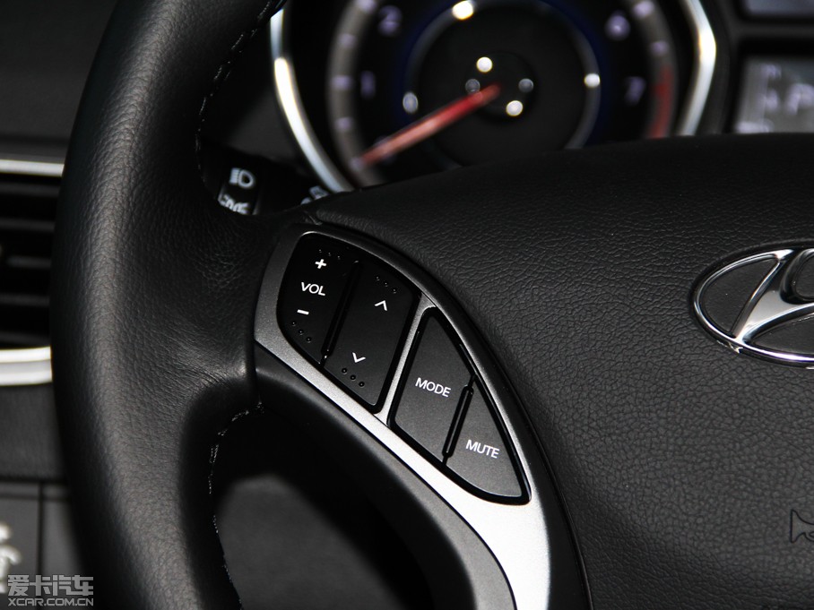 2015ʄ(dng) 1.6 DLX Ԅ(dng)F