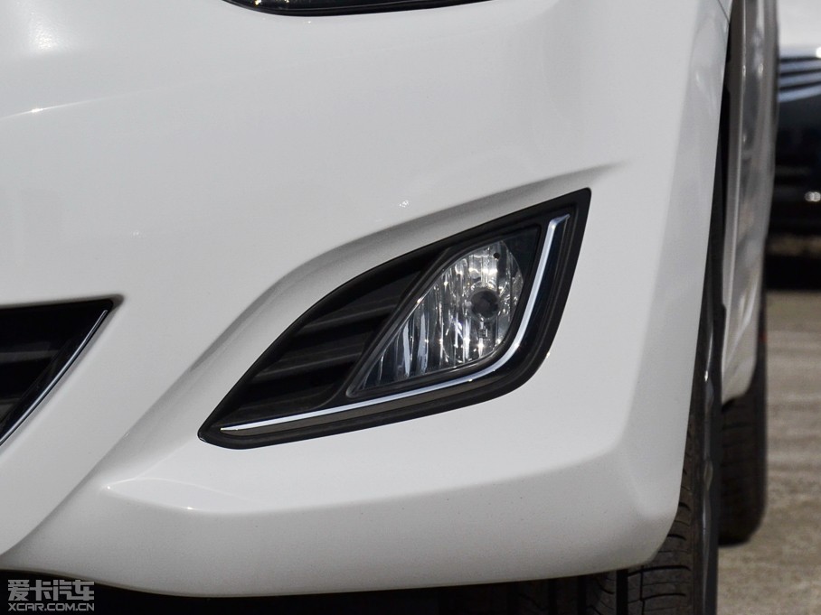 2015���ʄ� 1.6 GS �քӕr����