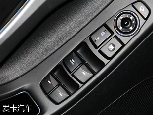 北京現代2015款朗動