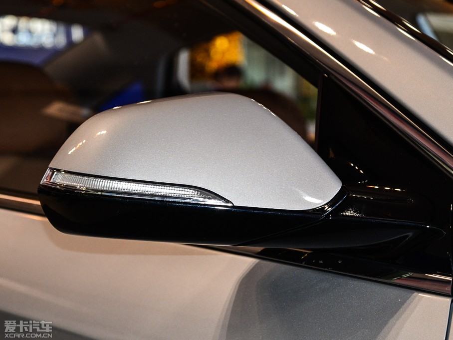 2015�����{�� 2.4GDi TOP��Ş��