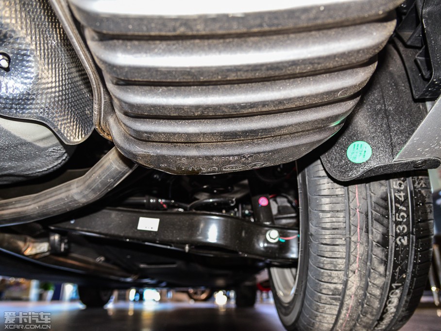 2015�����{�� 2.4GDi TOP��Ş��