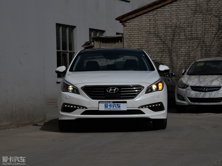 2015{ 2.4GDi TOPŞ