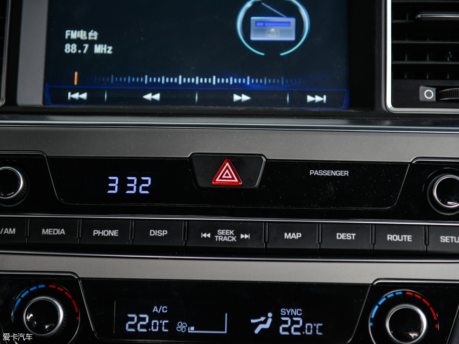 2015�����{�� 1.6TGDi GLS������