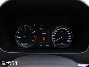 北京現代2015款索納塔九