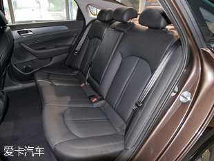 北京現代2015款索納塔九