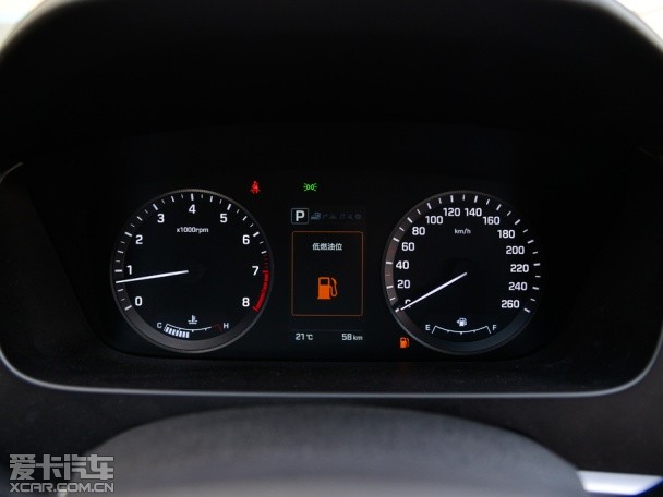 北京現代2015款索納塔九