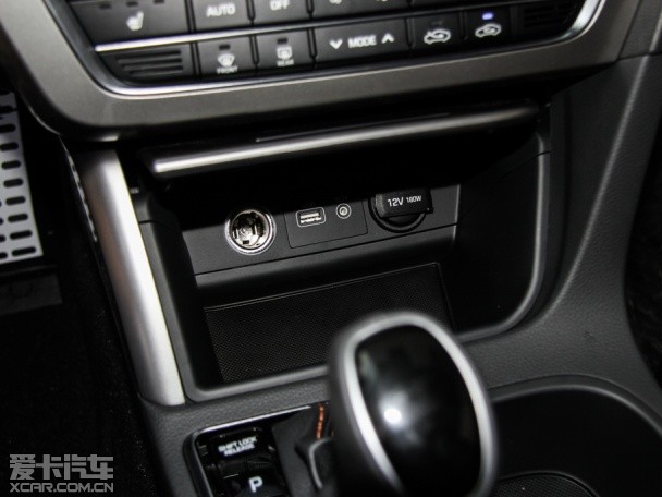 北京現代2015款索納塔九