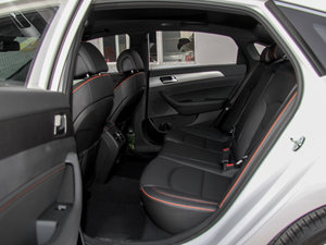 20151.6TGDi DLXF ſg