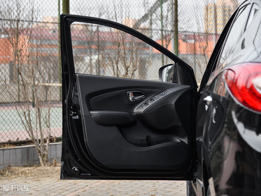 2015F(xin)ix35 2.0L Ԅ(dng)(q) V