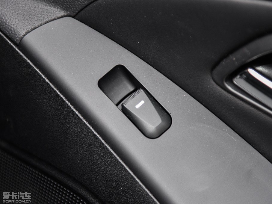 2015F(xin)ix35 2.0L Ԅ(dng)(q) V