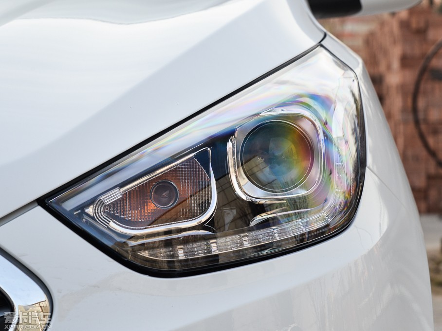 2015款现代ix35 2.0L 自动两驱舒适型 国V