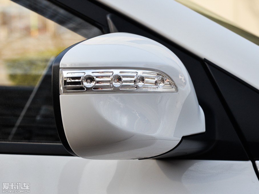 2015��F��ix35 2.0L �ԄӃ�����m�� ��V