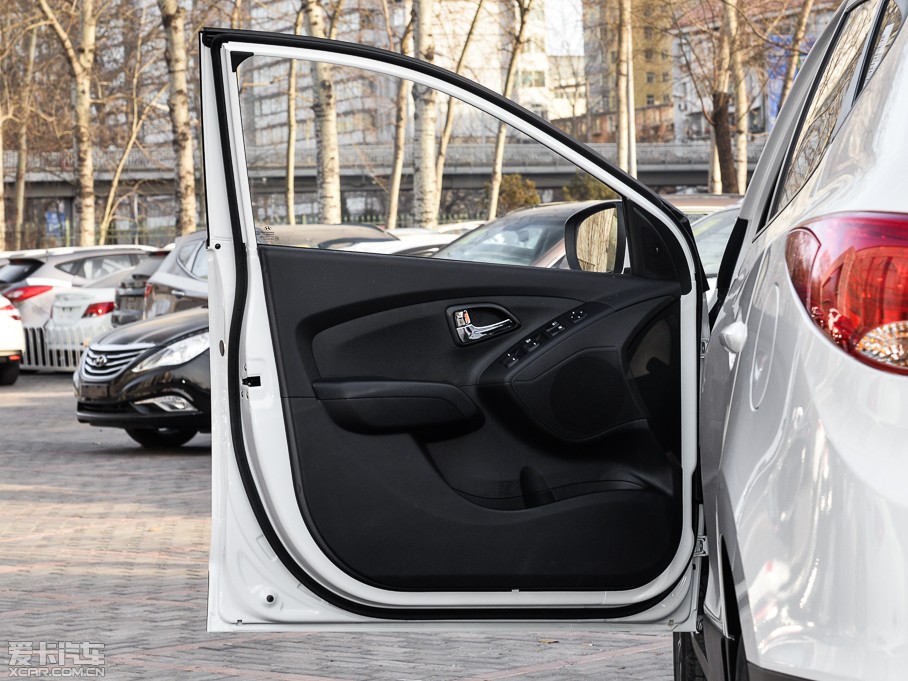 2015��F(xi��n)��ix35 2.0L �ԄӃ��(q��)���m�� ��V